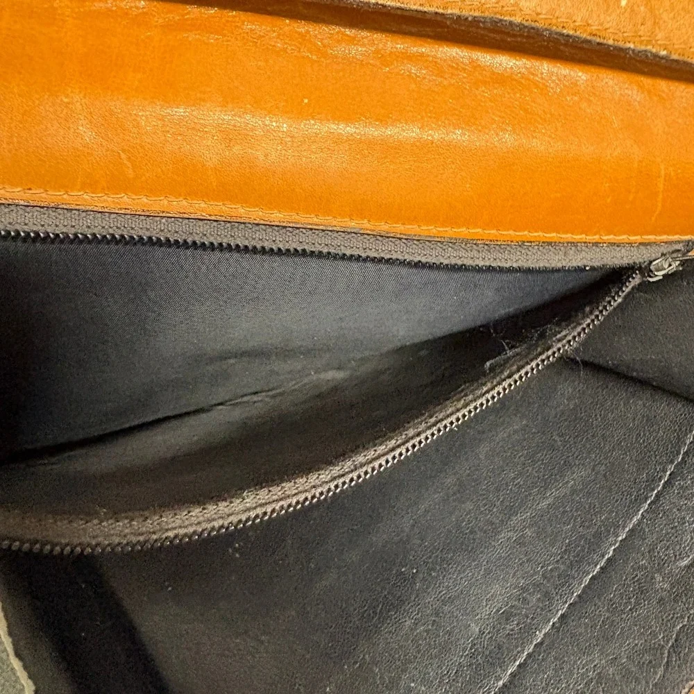 Damaged Gucci Crossbody Bag Medium Black Tan Fair Vintage GG Monogram Canvas